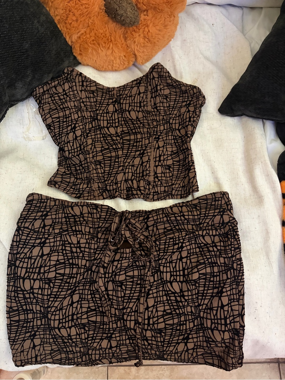 Kids Brown & Black Patterned Two-Piece Skirt Set